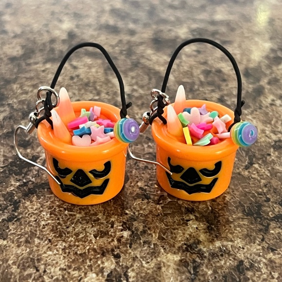 Halloween Pumpkin Candy Bucket Earrings - Picture 3 of 3
